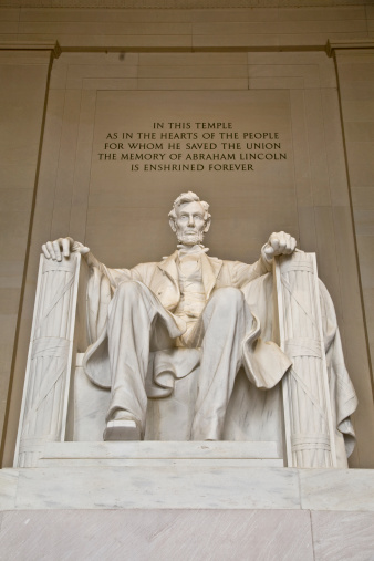 Statue of president Lincoln at the Lincoln Memorial (XXXL)