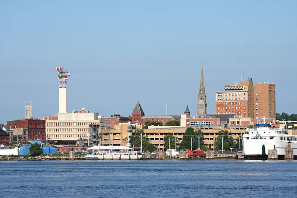 istock New London Connecticut 174699496