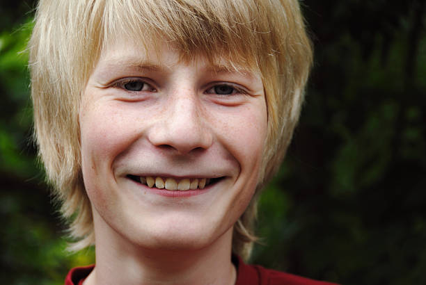 istock teenager smiling 174700329