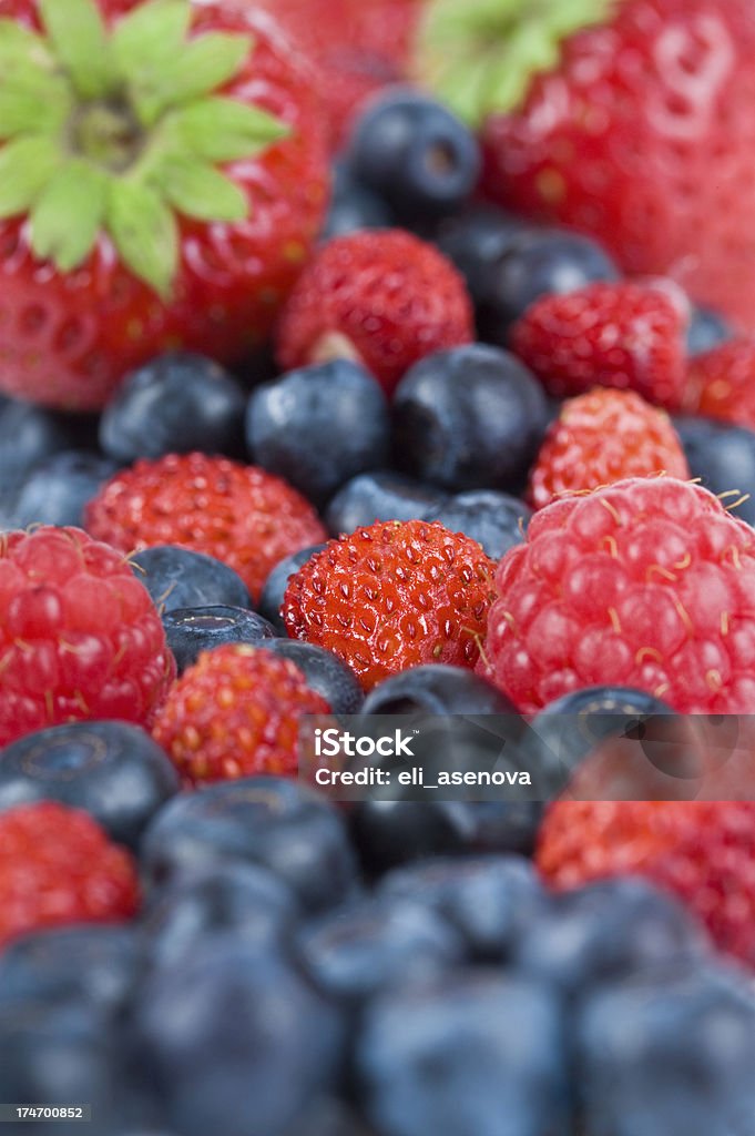 Assortiment de fruits rouges frais - Photo de Abstrait libre de droits
