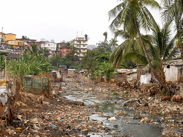 istock Kroo Bay - Freetown Slum 174700994
