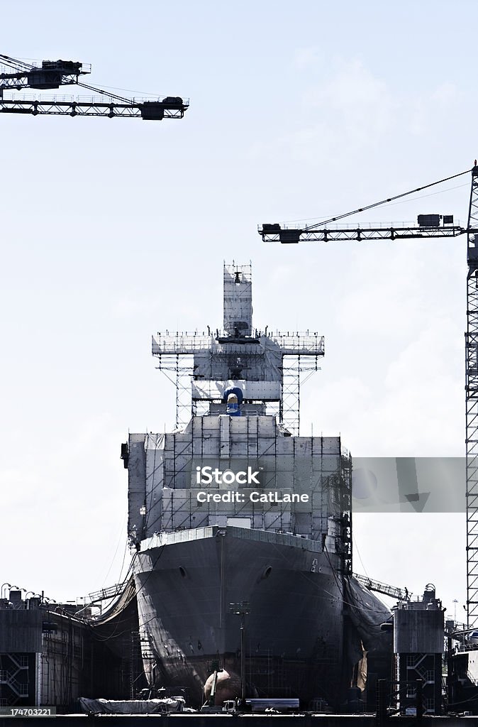 Produkcję statków w Stoczni-Norfolk, VA - Zbiór zdjęć royalty-free (Plac budowy)