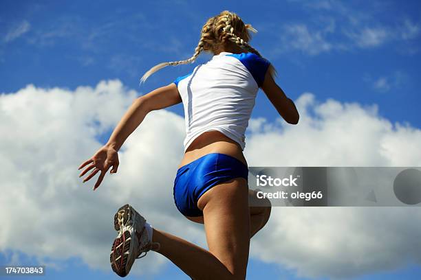 Foto de Esporte De e mais fotos de stock de Adulto - Adulto, Atividade, Atleta de campo e pista