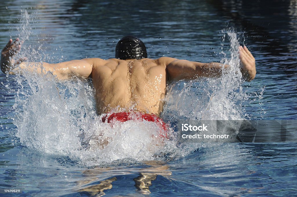 Nuoto Uomo - Foto stock royalty-free di 20-24 anni