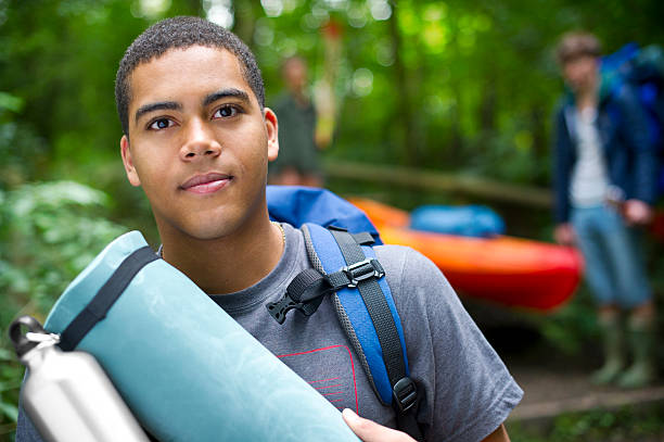 istock hiking teenager 174746684