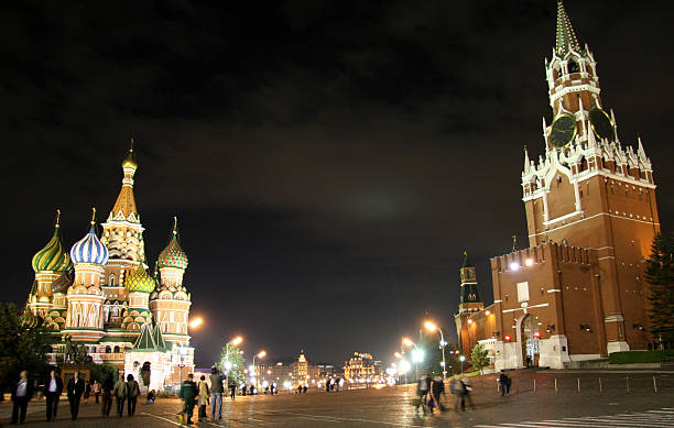 istock St. Basil's & The Kremlin at Moscow - Night 1 174746809