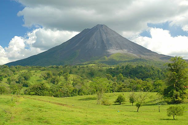 Vulcão Arenal Costa Rica. - foto de acervo