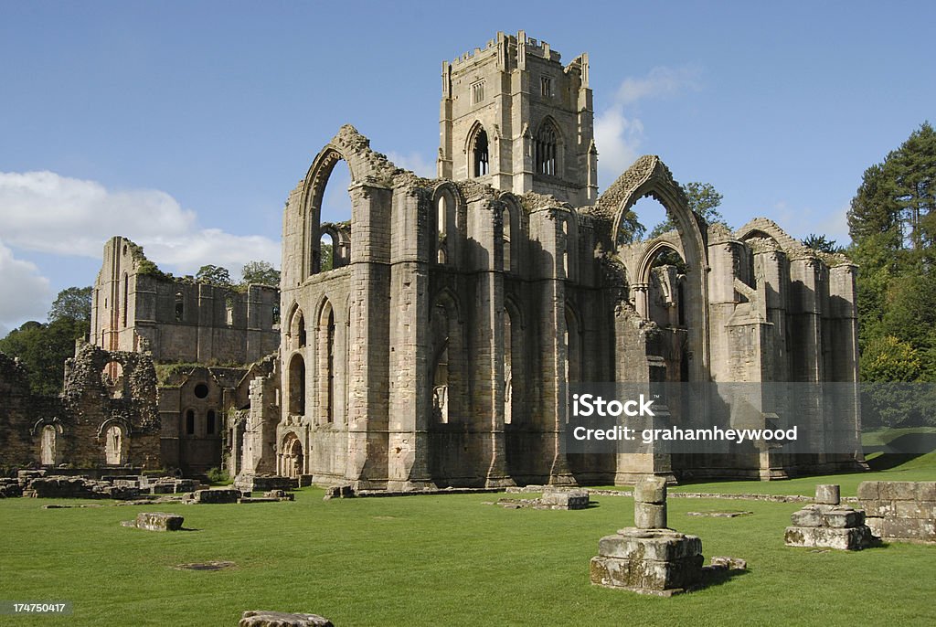 Abbey ruínas - Foto de stock de Abadia - Mosteiro royalty-free