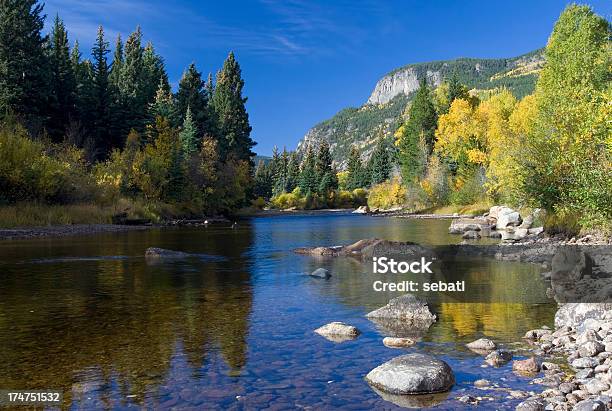 Cache La Poudre River In Rustikalen Colorado Stockfoto und mehr Bilder von Fluss - Fluss, Berg, Blau