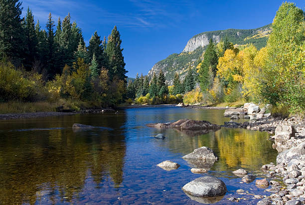 Cache la poudre river au style rustique, dans le Colorado - Photo