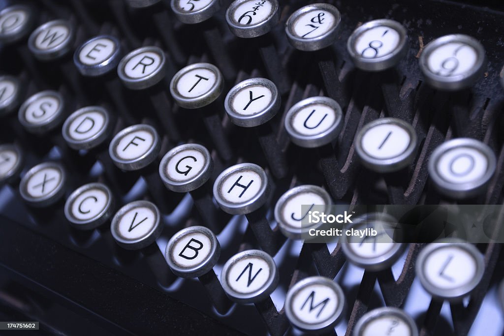 Retrò macchina da scrivere tasti - Foto stock royalty-free di Affari
