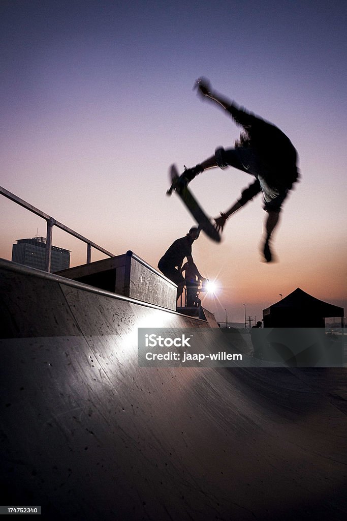 skateboarding concurso - Foto de stock de Cultura juvenil libre de derechos