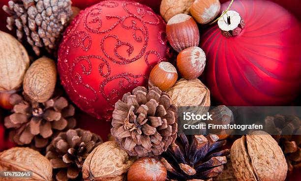 Foto de Decorações De Natal e mais fotos de stock de Castanha-do-Pará - Castanha-do-Pará, Comida e bebida, Decoração