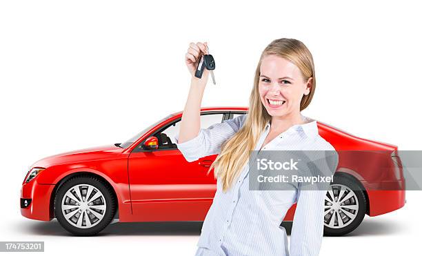 Женщина Собственные Красный Автомобиль — стоковые фотографии и другие картинки Автомобиль - Автомобиль, Ключ, Молодой возраст