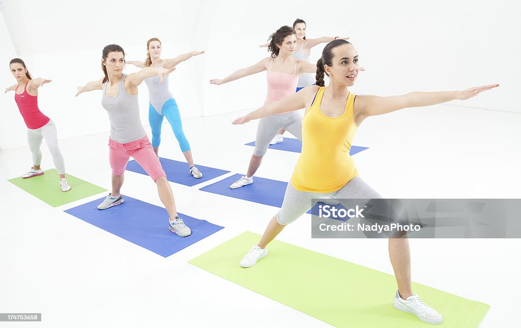 Classe Fitness - Foto stock royalty-free di Abbigliamento sportivo