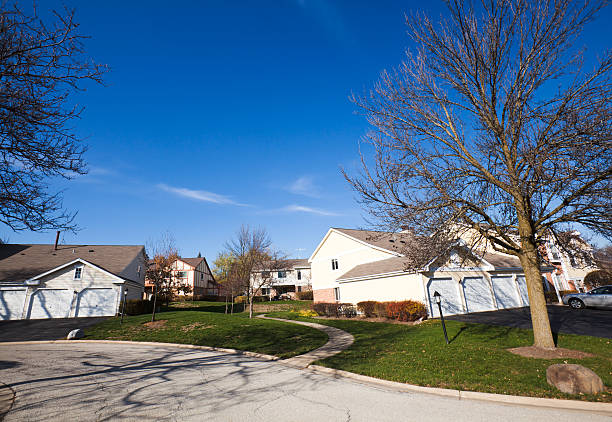 istock Chicago suburban townhomes 174754140