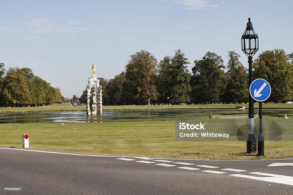 Fonte Diana monumento em espessas Park London - Foto de stock de Azul royalty-free