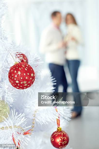Albero Di Natale - Fotografie stock e altre immagini di Abete - Abete, Adulto, Albero