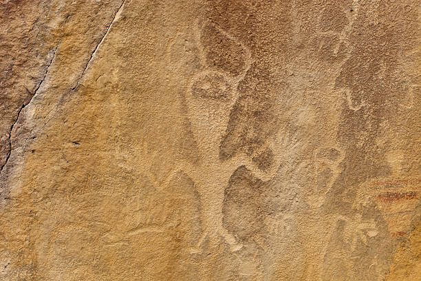 istock Petroglyph From Dinosaur National Monument In Utah 174756325