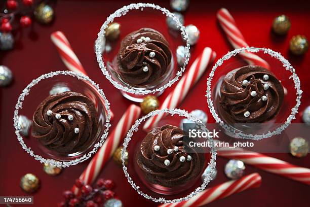 De Navidad Party Foto de stock y más banco de imágenes de Festivo - Festivo, Mousse de chocolate, Caña de Caramelo