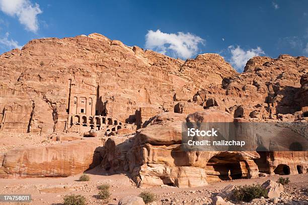 Túmulos De Real Em Petra Na Jordânia - Fotografias de stock e mais imagens de Antigo - Antigo, Ao Ar Livre, Apodrecer