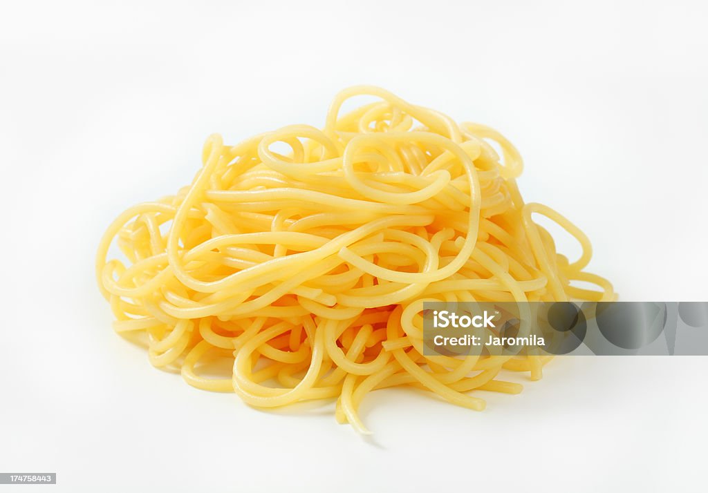 Gotowane spaghetti - Zbiór zdjęć royalty-free (Spaghetti)