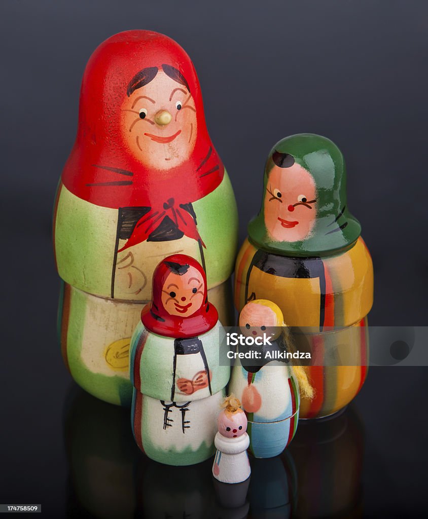 Nidificação de esmalte Vintage bonecas - Foto de stock de Polônia royalty-free