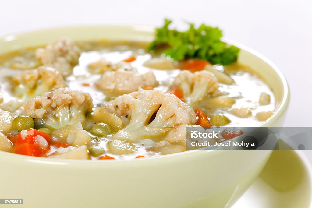 Sopa de legumes no prato - Foto de stock de Aipo royalty-free