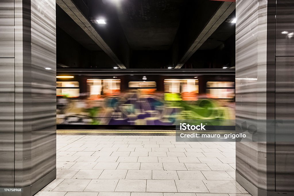 Vuoto Stazione della metropolitana - Foto stock royalty-free di Affari