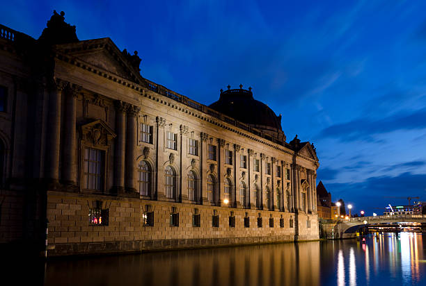 istock Architecture of Berlin during blue hour along Spree river 174759964