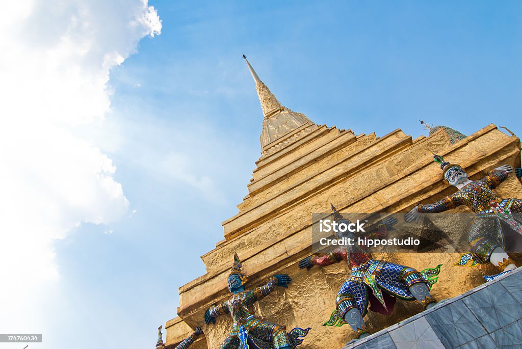 Golden Stupa i rama dane - Zbiór zdjęć royalty-free (Architektura)