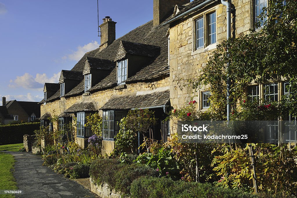 Cottage broadway - Foto stock royalty-free di Antico - Condizione