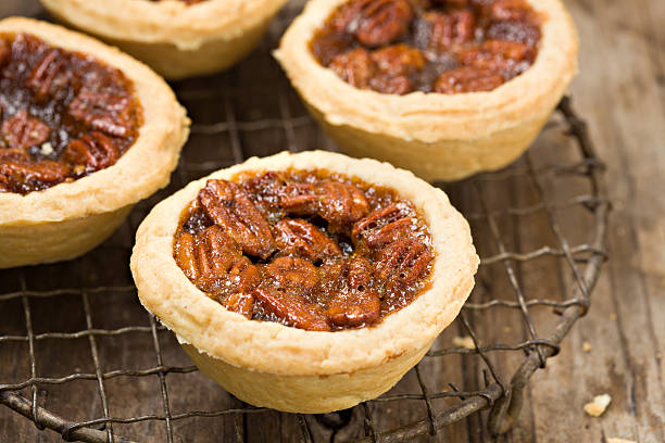 istock Pecan Mini Tarts On A Vintage Cooling Rack 174760734