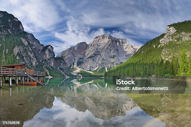 Photo libre de droit de Lété Dans Les Dolomites banque d'images et plus d'images libres de droit de Beauté de la nature