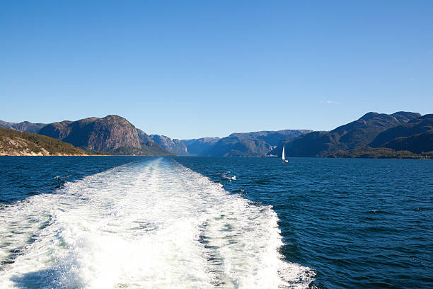 istock Beautiful rock on lake 174762631
