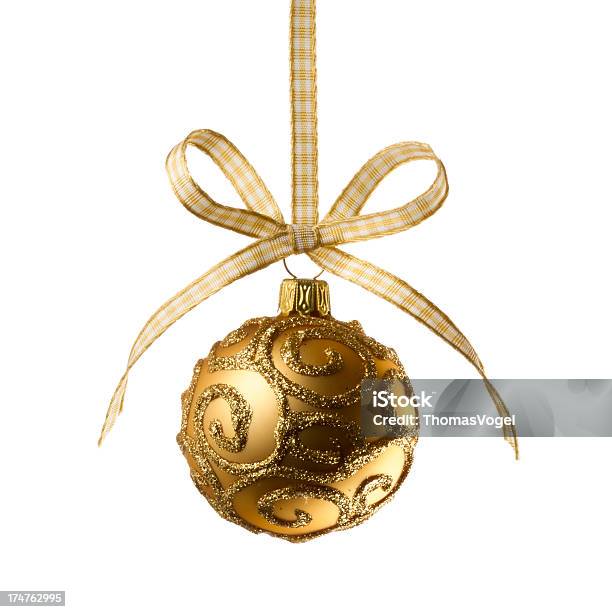 Golden Christmas Bauble - Fotografie stock e altre immagini di Palla dell'albero di Natale - Palla dell'albero di Natale, Albero, Albero di natale