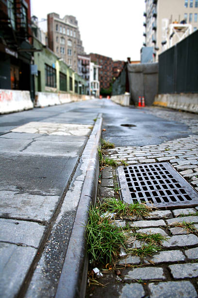 istock Empty New York Street 174763035