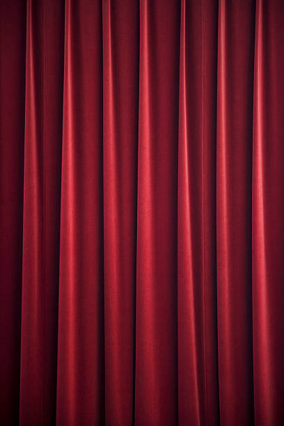 красные шторы с драпировкой - curtain velvet red stage стоковые фото и изображения