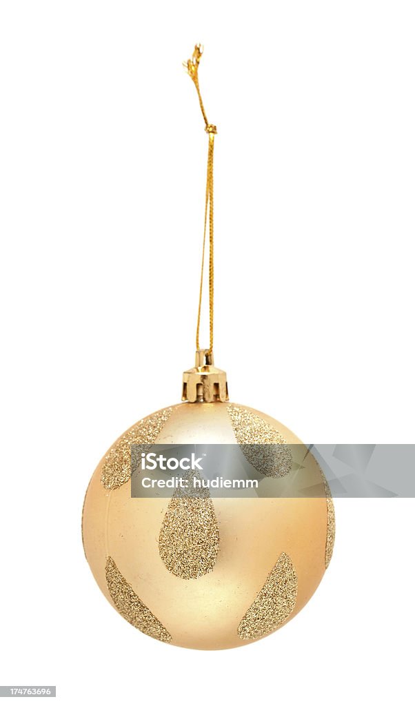 Palla di Natale isolata d'oro - Foto stock royalty-free di 2013