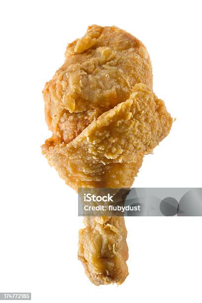 Muslo Del Pollo Foto de stock y más banco de imágenes de Pollo frito - Pollo frito, Foto de estudio, Muslo de pollo - Carne