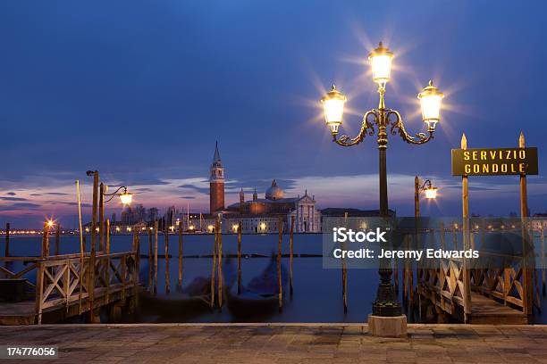 Urządzenie I San Giorgio Maggiore W Tle Wenecja Włochy - zdjęcia stockowe i więcej obrazów Architektura