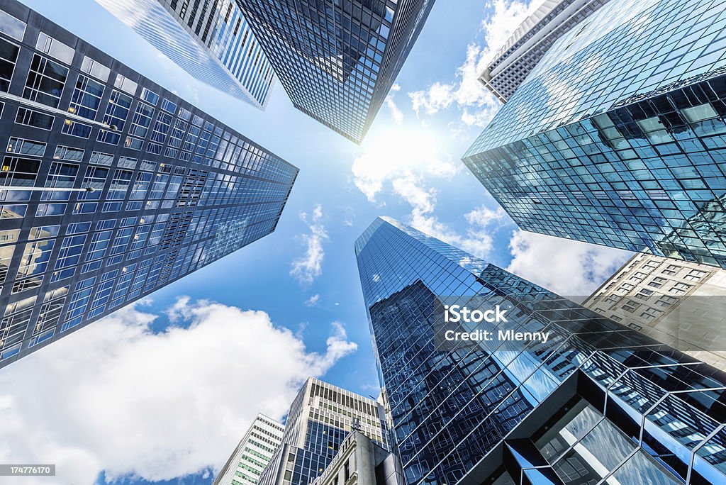 Blue Manhattan Skyscapers Wall Street in New York City - Lizenzfrei Wolkenkratzer Stock-Foto