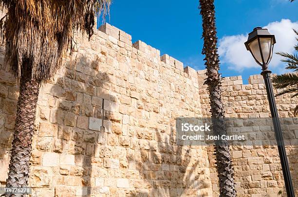 Jerusalem Alten Stadtmauer Stockfoto und mehr Bilder von Palmenblätter - Palmenblätter, Schlagschatten, Altstadt