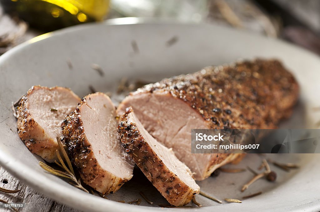 Filetto di maiale - Foto stock royalty-free di Maiale - Carne