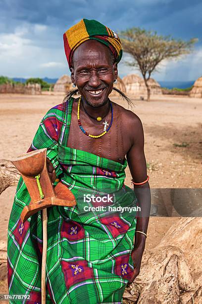 Retrato De Hombre Viejo De Erbore Tribe Etiopía África Foto de stock y más banco de imágenes de Hombres