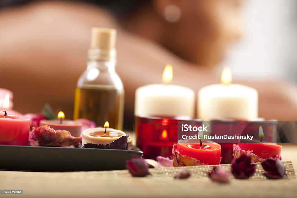 Aromatherapie-massage. - Lizenzfrei Massieren Stock-Foto