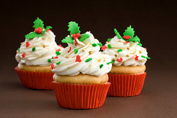 18,600+ Christmas Cupcake Stock Photos, Pictures & Royalty-Free Images ...