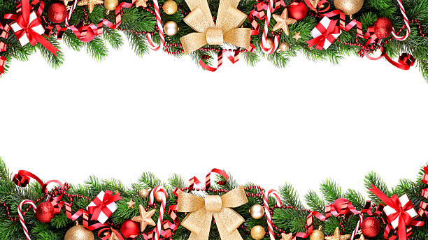 guirnalda de navidad en blanco con espacio de copia - christmas decoration green isolated on white photography fotografías e imágenes de stock