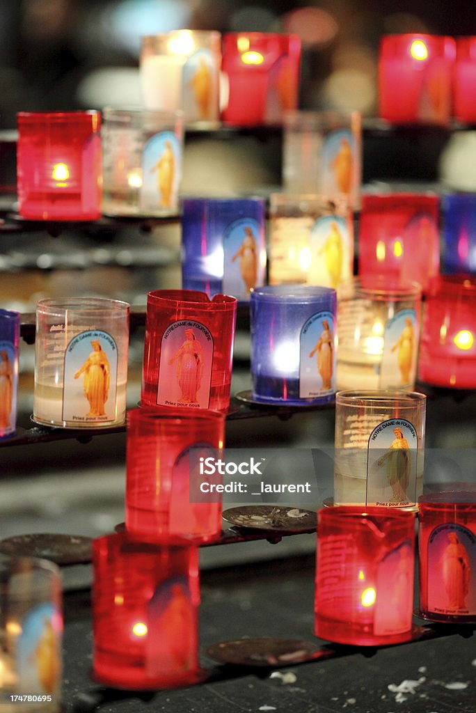 Notre Dame de Fourvière de velas - Foto de stock de Lyon royalty-free