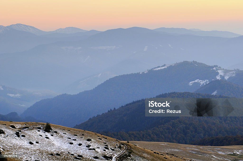 Paysage de montagne au crépuscule - Photo de Beauté de la nature libre de droits